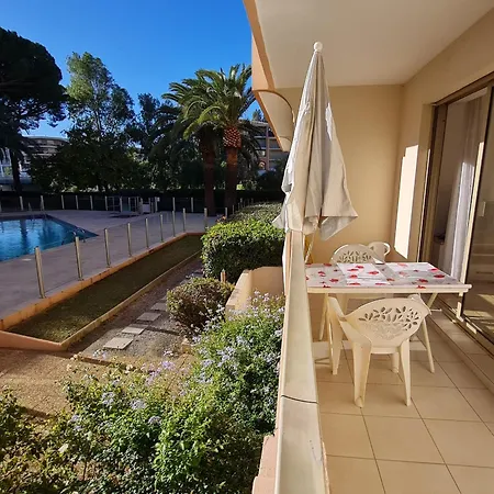 Apartment 2 Pieces Climatise, Piscine, Centre-ville, Parking Prive, Animal Accepte, - Fr-1-780-18 Sainte-Maxime